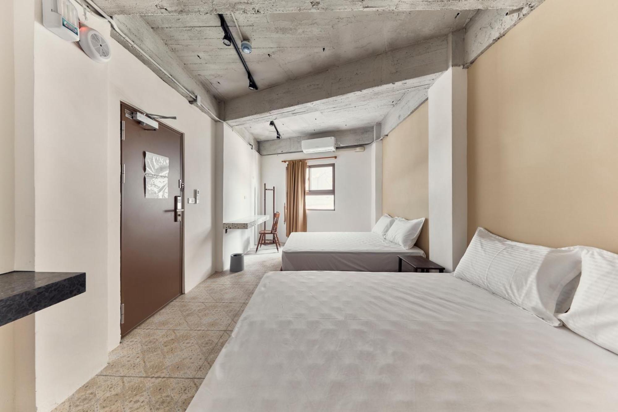 Sanhe Hotel Чжанхуа Сити Екстериор снимка